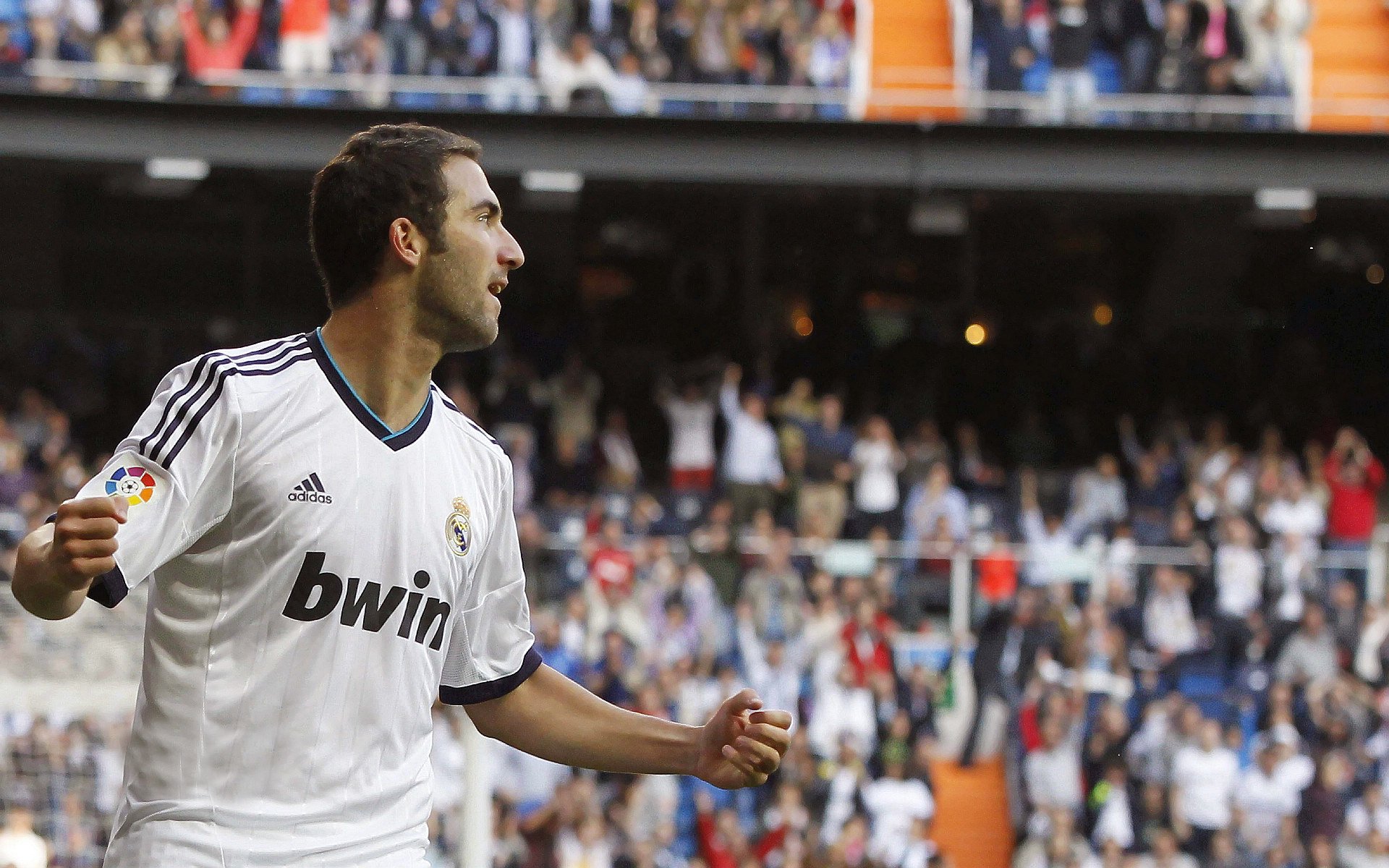 “新赛季中超联赛广告赞助额创历史新高”，中超广告赞助商